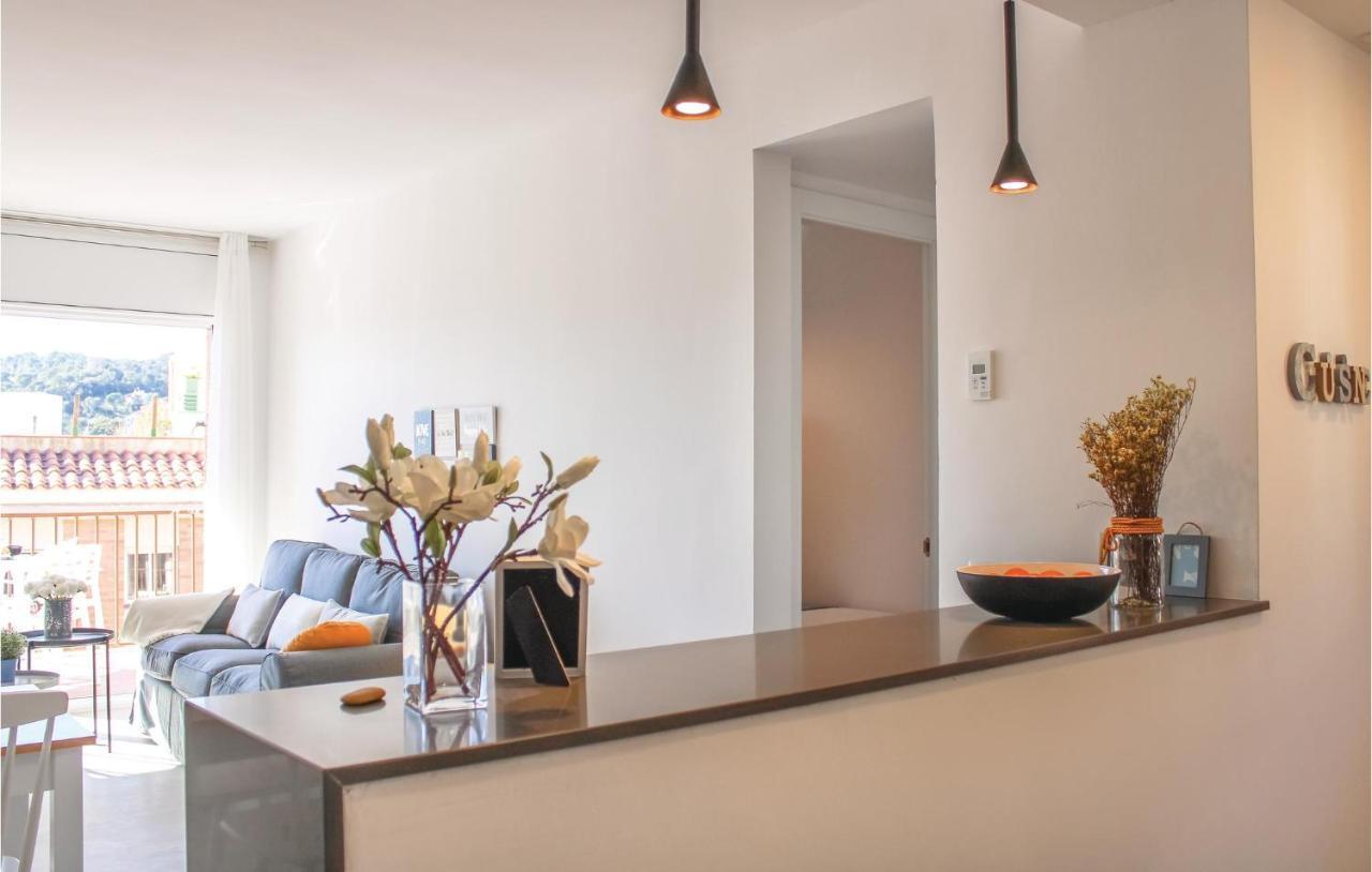 Stunning Apartment In Tossa De Mar With Kitchen Eksteriør billede