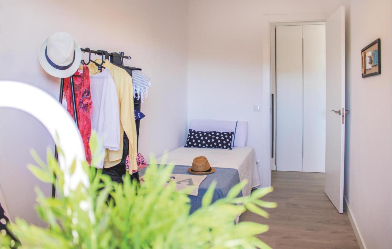 Stunning Apartment In Tossa De Mar With Kitchen Eksteriør billede